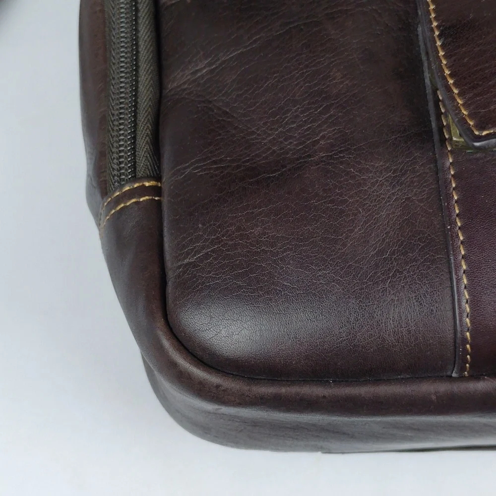 Samsonite Brown Genuine Leather Men's Briefcase.